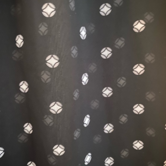 Old Navy Blouse - Picture 4 of 4